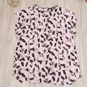 Banana Republic Pink Blouse w/ Black Brushstroke Pattern
